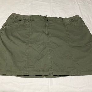 Olive Green Skort - Karen Scott
